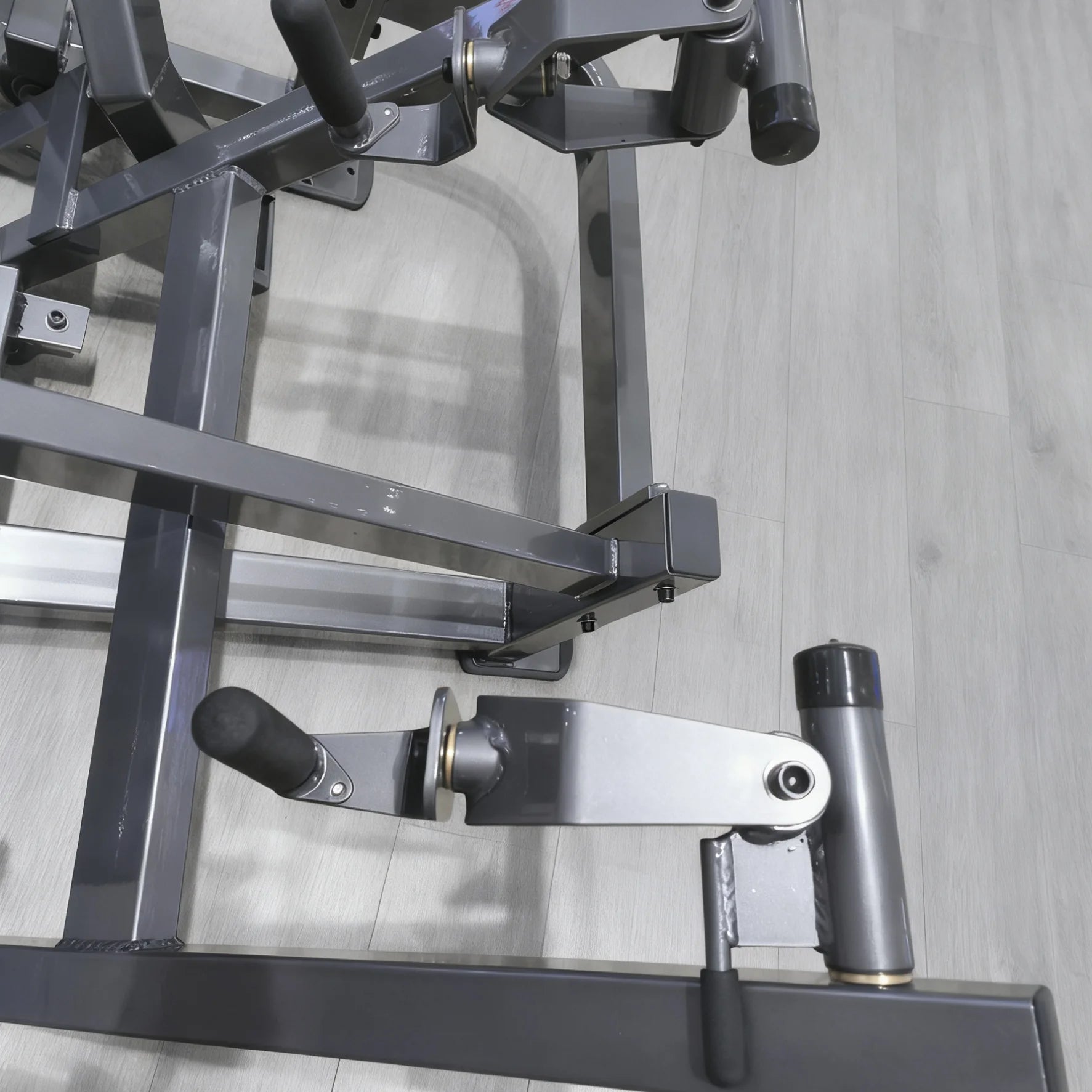 Gym Sports Equipment Strength Training Machine High Grade Steel Plate Loaded Row Arm Back Exercise Seated Row Machine Seated Row