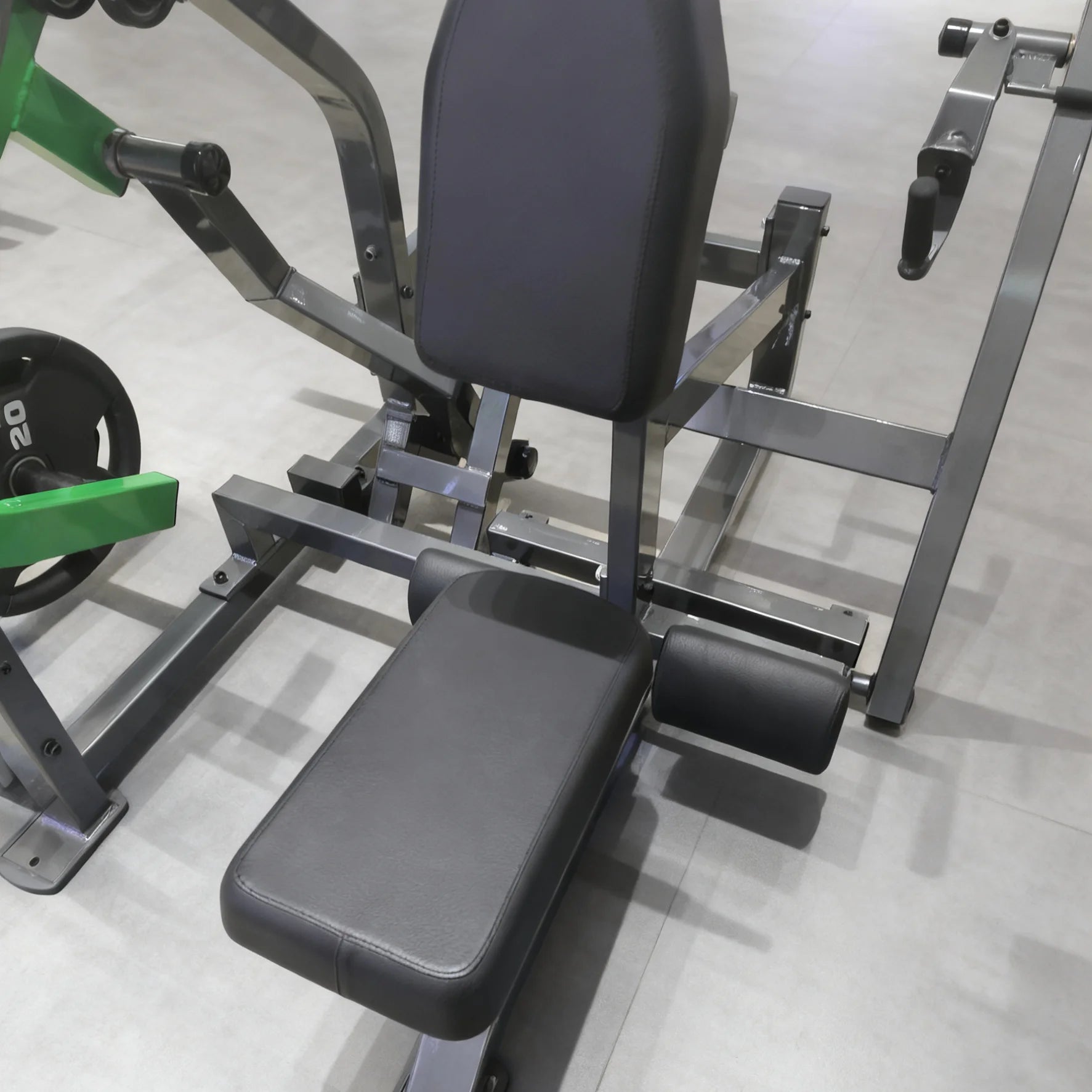 Gym Sports Equipment Strength Training Machine High Grade Steel Plate Loaded Row Arm Back Exercise Seated Row Machine Seated Row